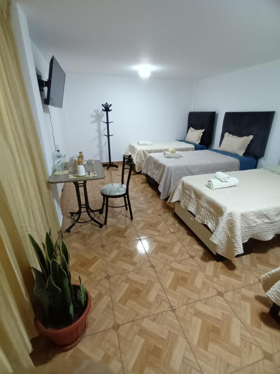 리마 Right Across From The Airport - Free Shuttle - A Y J Familia 아파트 외부 사진