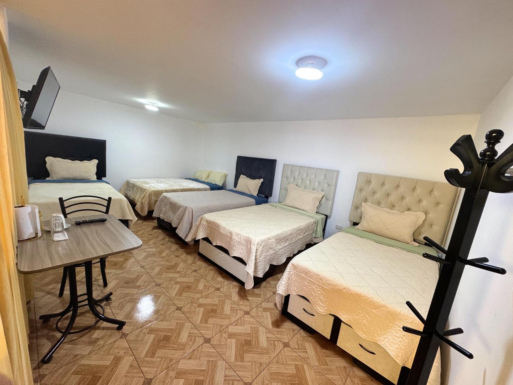 리마 Right Across From The Airport - Free Shuttle - A Y J Familia 아파트 외부 사진