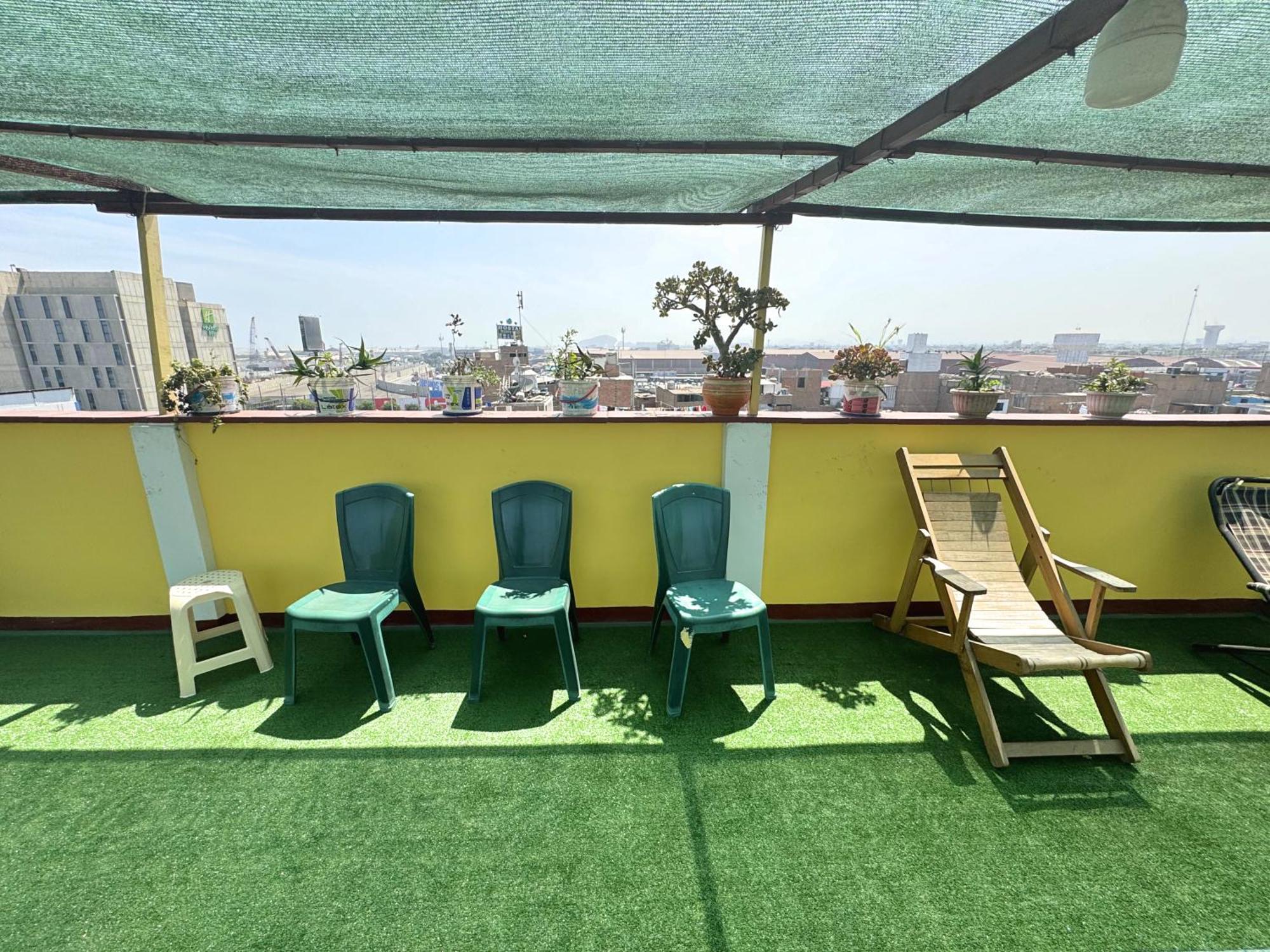 리마 Right Across From The Airport - Free Shuttle - A Y J Familia 아파트 외부 사진